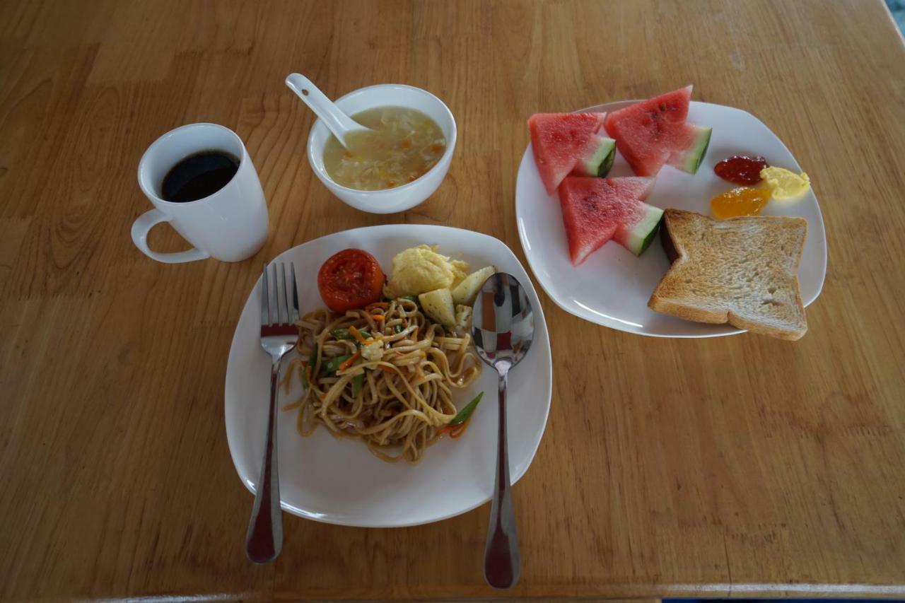 Bagan Vibes Hostel Nyaung-U Bagian luar foto
