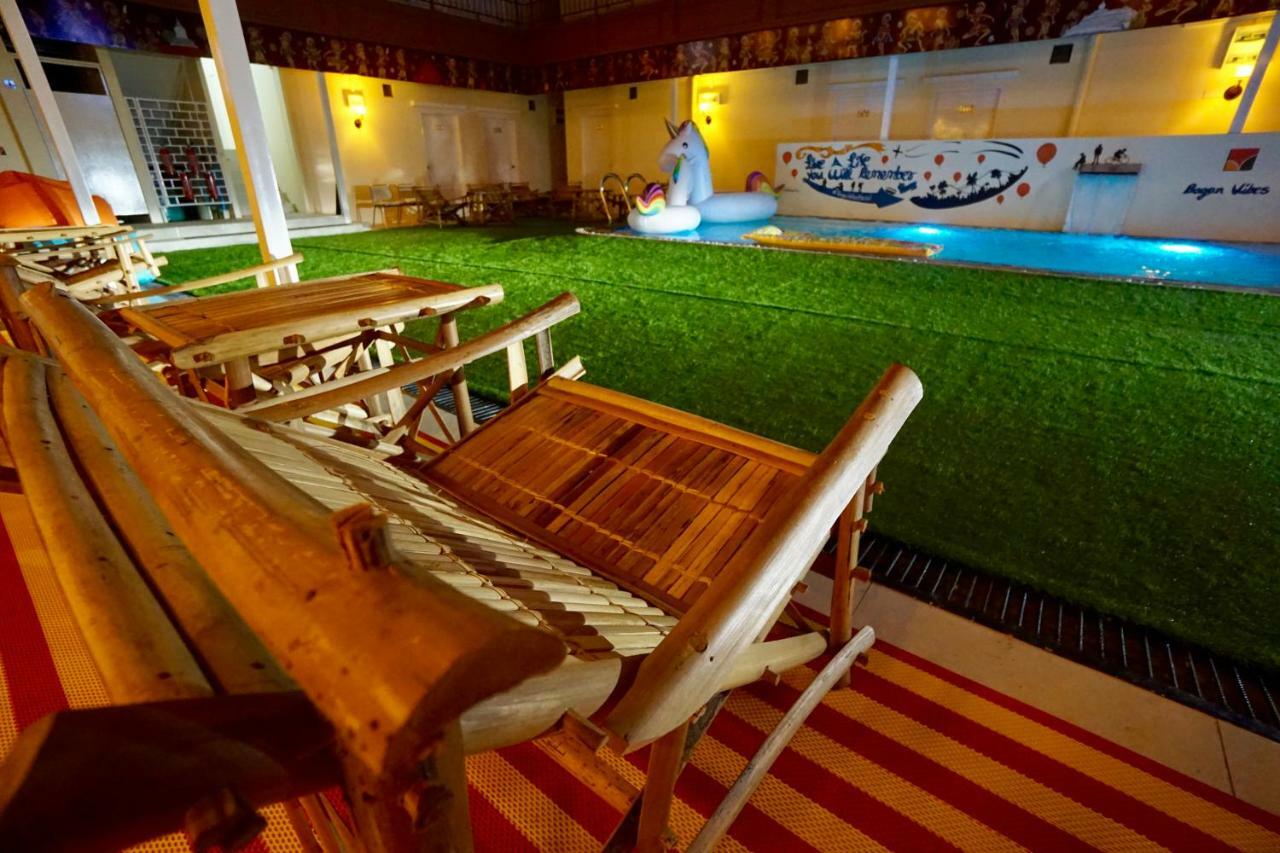 Bagan Vibes Hostel Nyaung-U Bagian luar foto