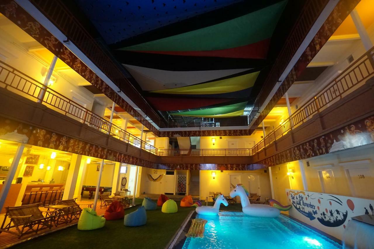 Bagan Vibes Hostel Nyaung-U Bagian luar foto